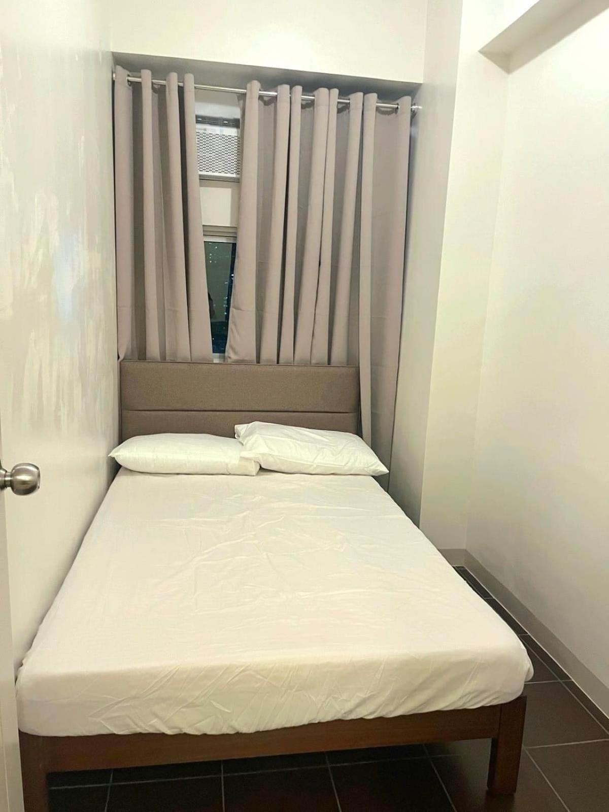 曼达卢永Pioneer Woodlands住宿加早餐旅馆 外观 照片